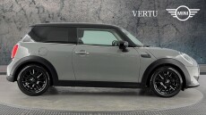 MINI Hatchback 1.5 Cooper Classic 3dr Petrol Hatchback